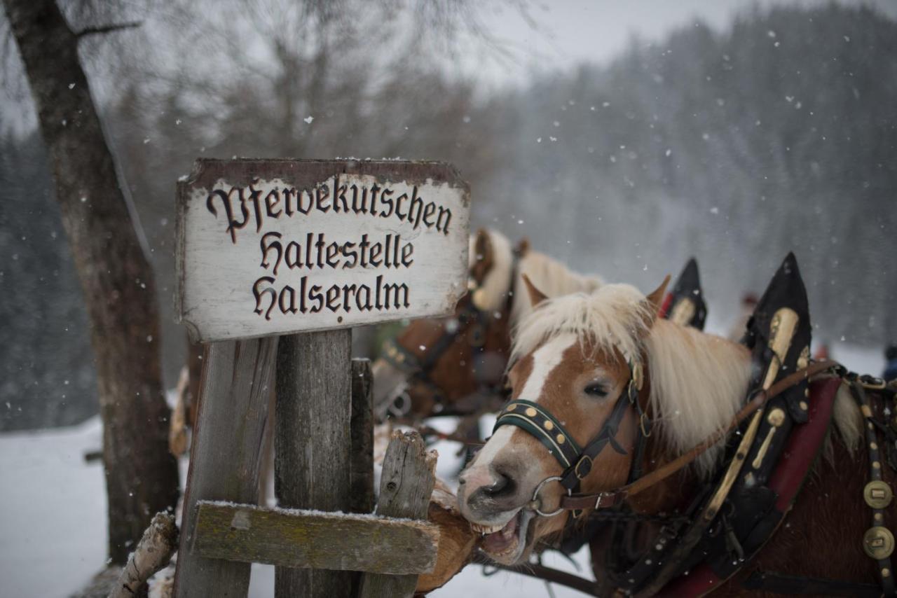 Hotel Laerchenhof Ramsau am Dachstein Bagian luar foto